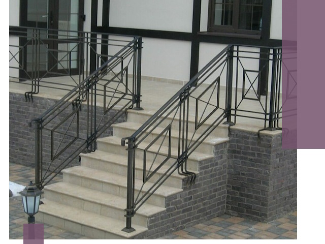 Перила для крыльца в Майкопе — монтаж, изготовление и установка