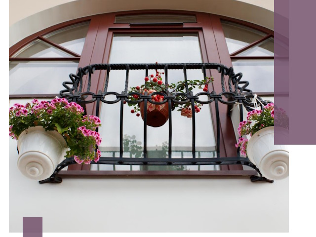 Изготовление и монтаж французских балконов в Майкопе