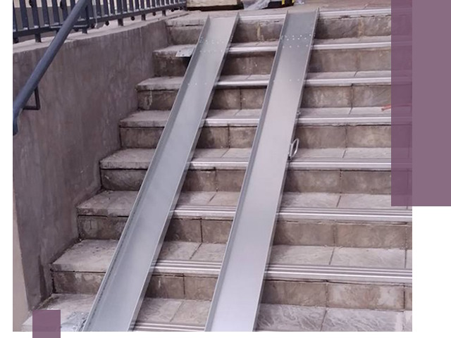 Демонтаж откидных пандусов профессионально в Майкопе