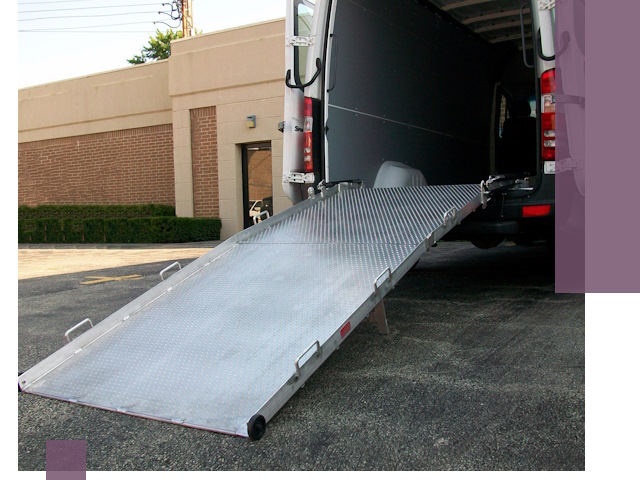 Мобильные пандусы в Майкопе — производство, монтаж и аренда