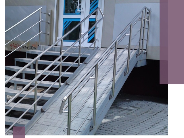 Пандус на крыльцо под ключ в Майкопе: монтаж и изготовление