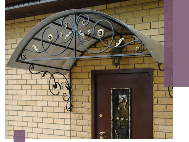 Изготовление козырьков из металла под ключ в Майкопе