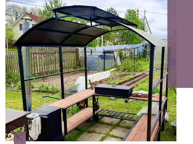 Навесы для барбекю в Майкопе: изготовление, монтаж и демонтаж