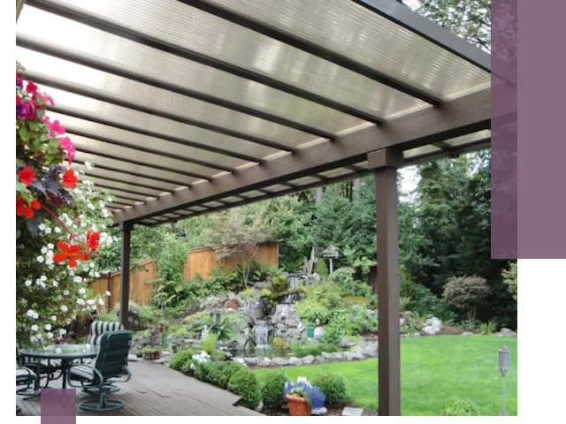 Навесы из поликарбоната под ключ в Майкопе быстро и надёжно