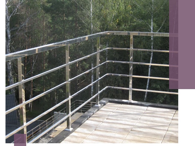 Парапеты из нержавеющей стали в Майкопе — изготовление и монтаж