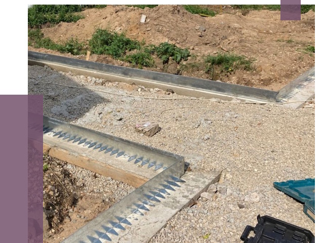 Металлические бордюры для дорожек в Майкопе от 4852 руб.